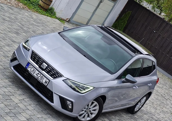 Seat Ibiza cena 53999 przebieg: 51000, rok produkcji 2019 z Lipiany małe 562